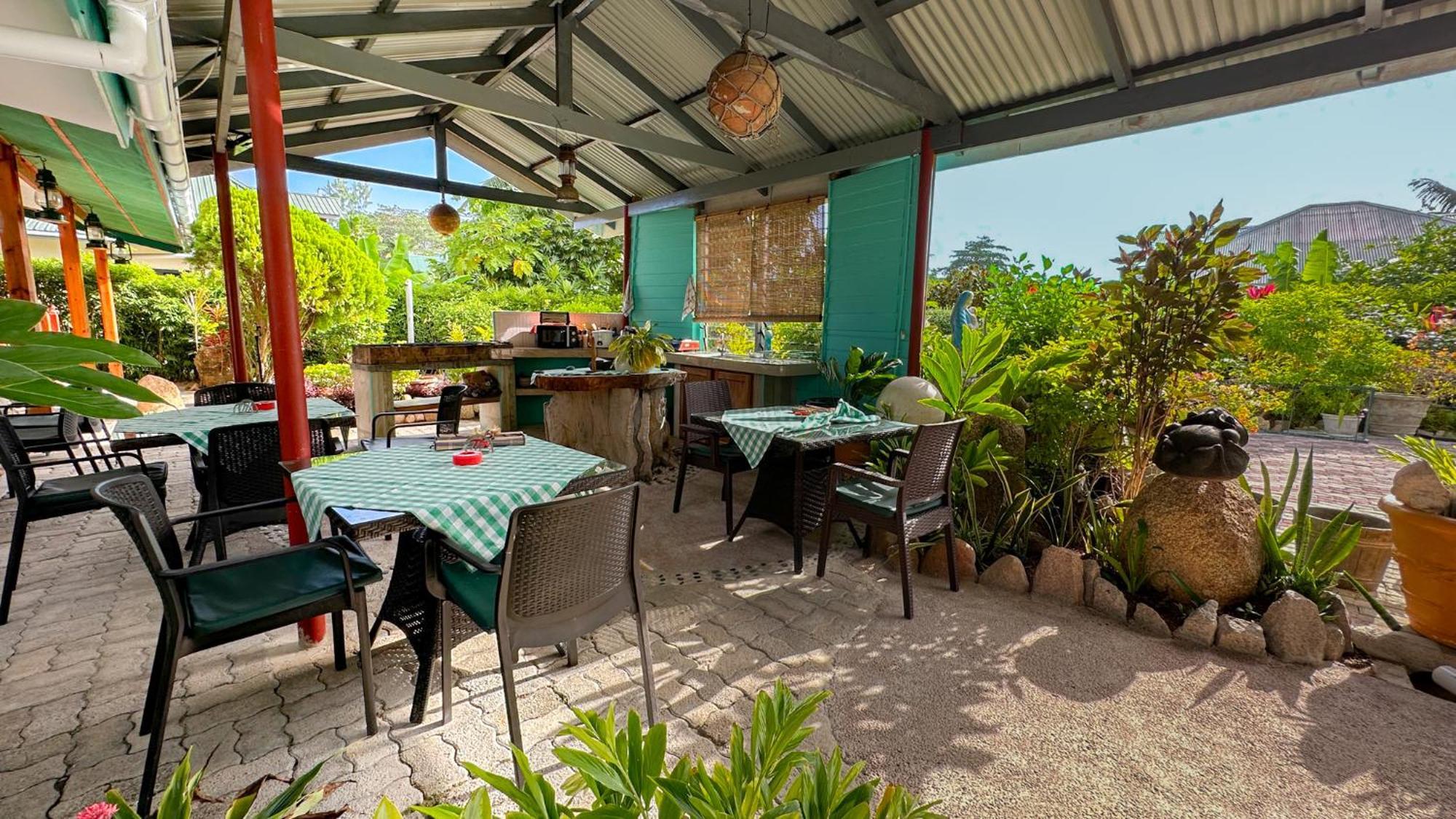 Bwaver Cottage La Digue Eksteriør billede